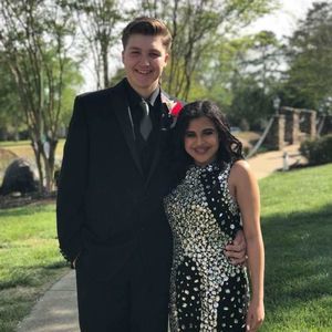 Meet your Posher, Adrianna